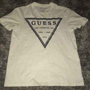 Guess T-Shirt